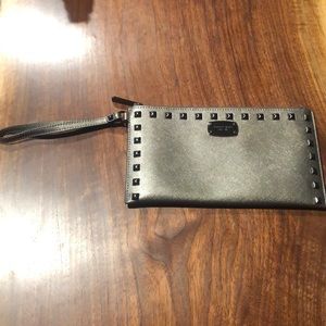 🛍️Michael Kors wristlet